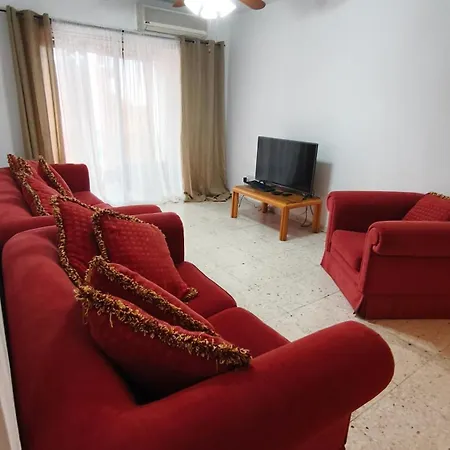 уютная ретро-квартира в пафосе недалеко от моря Paphos